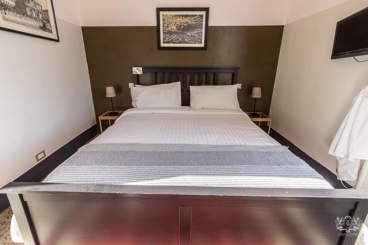 Grand Tour Design Guest House Catania Self Check-In Экстерьер фото